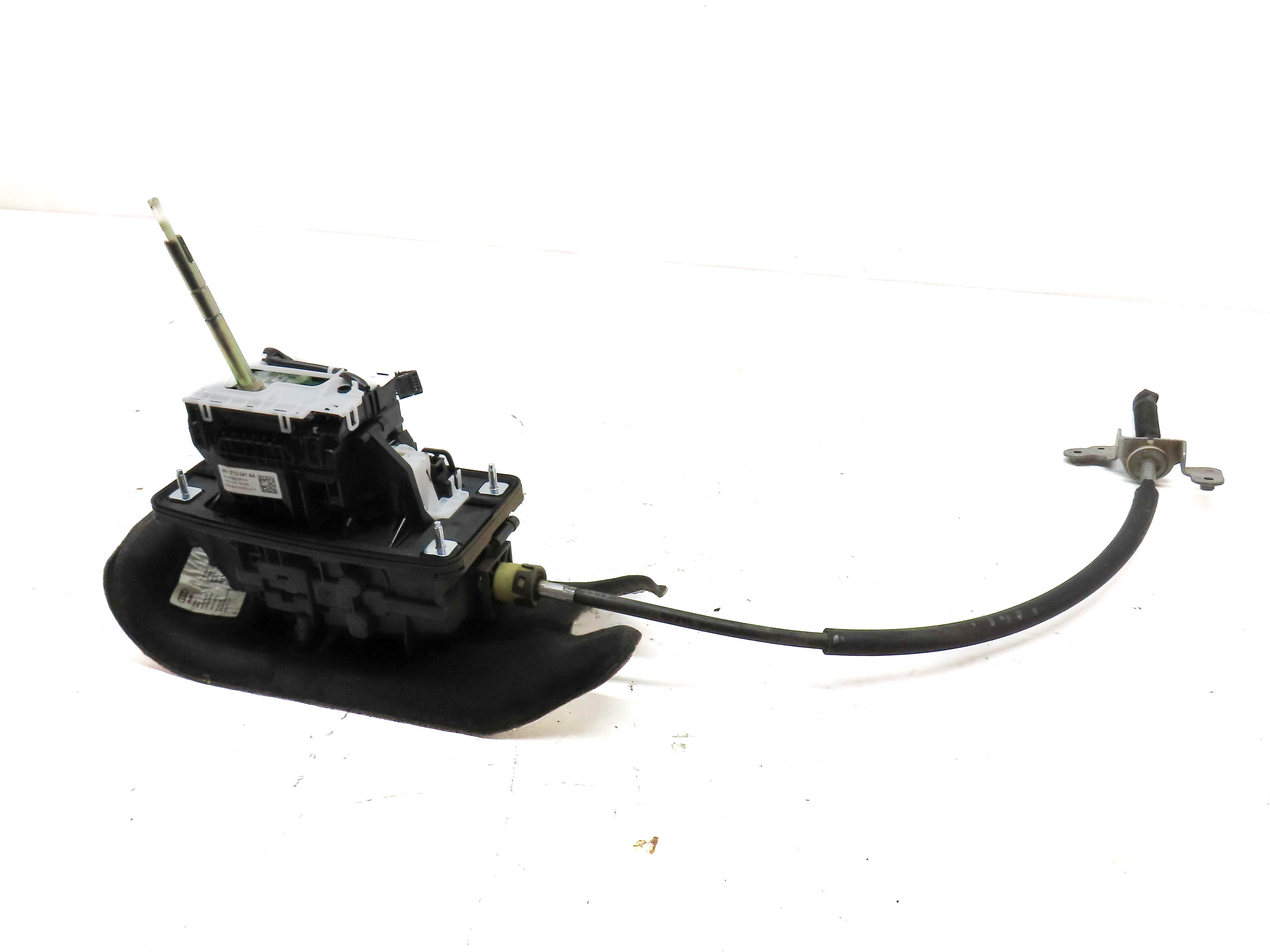 13-17 AUDI A4 A5 S5 Q5 (B8 8K 8T 8R) AUTOMATIC TRANSMISSION GEAR SHIFTER & CABLE — exact item pictured